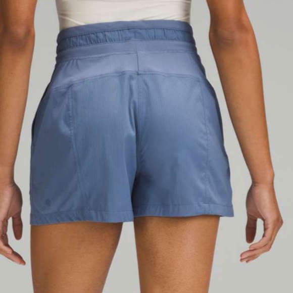 Dance Studio High-Rise Short 3.5" in Oasis Blue - Picture 2 of 5